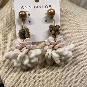 Ann Taylor statement white/gold earrings